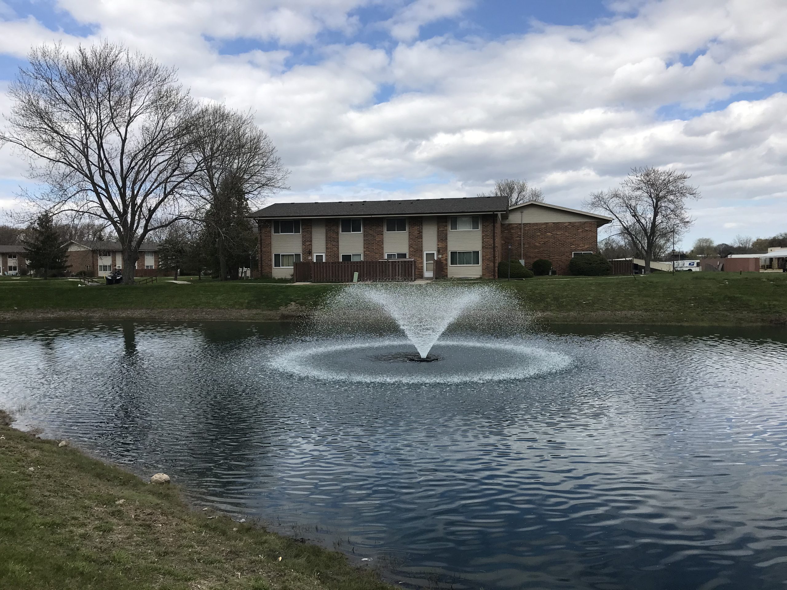 Pond Fountain - Kasco Marine